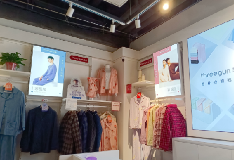 平江怎么才能设计出让人过目不忘的广告灯箱？